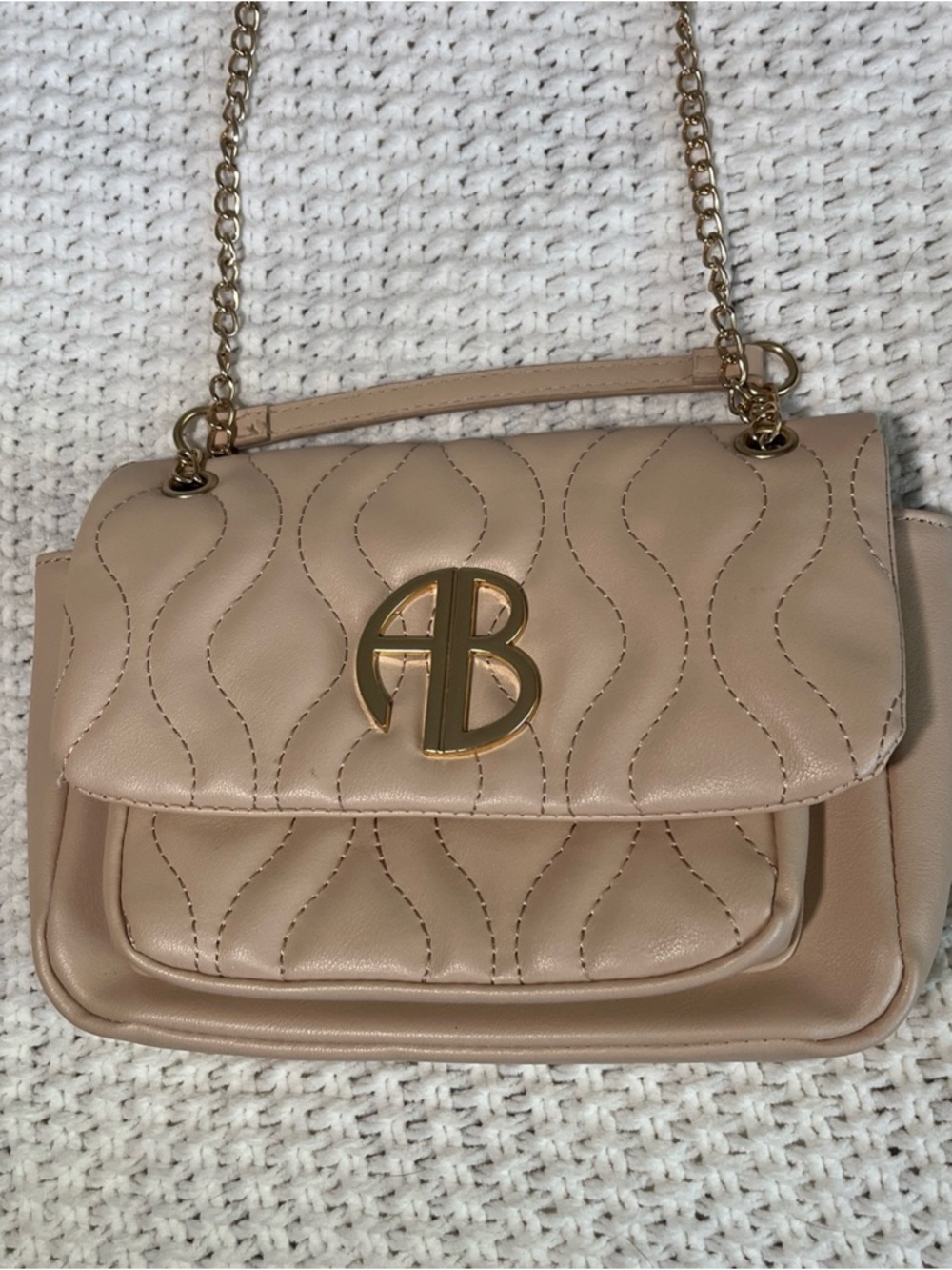 Alexis Bendel Beige Quilted w/ Chain Shoulder Bag Crossbody Purse Vegan Leather - Picture 3 of 16